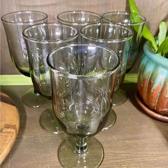 Vintage Mid Century Smoke Glasses Set of 6 - Picture 4 of 10